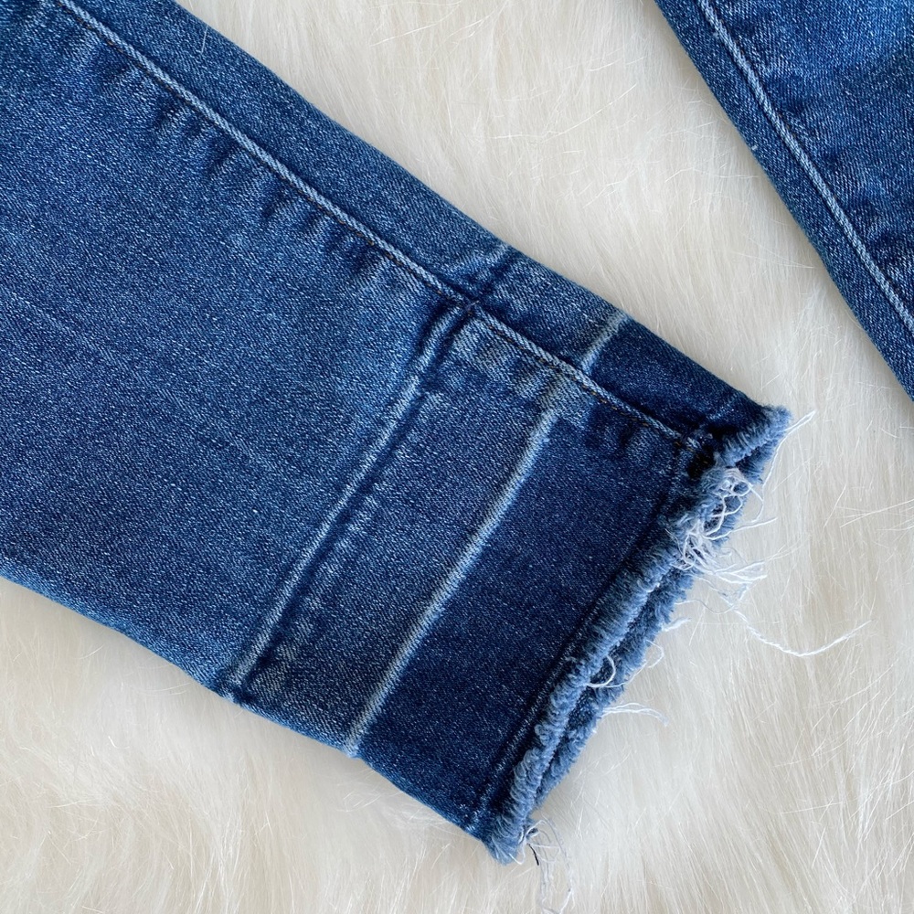 ✨J Brand Jeans✨ - Picture 2 of 8